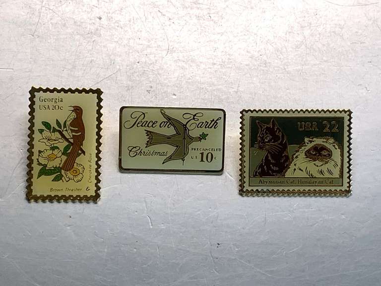 3 UNITED STATES POST STAMP LAPEL PINS (GEORGIA, CATS, CHRISTMAS) image