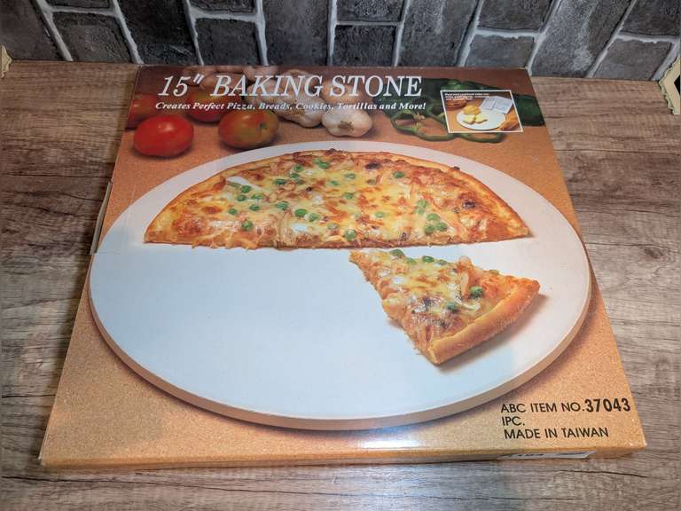 15-IN BAKING STONE IN ORIGINAL BOX image