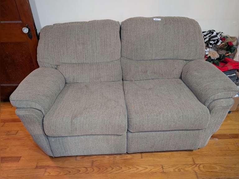 THREE-PIECE SET OF UPHOLSTERED FURNITURE PLUS FOOTSTOOL IN LIVING ROOM image