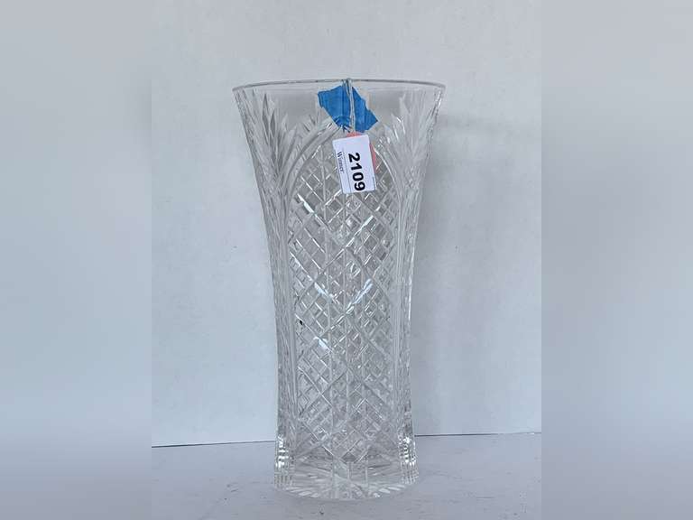 VINTAGE (BELIEVED TO BE WATERFORD) HEAVY LEAD CRYSTAL VASE "LISMORE" PATTERN 11 1/2" TALL image