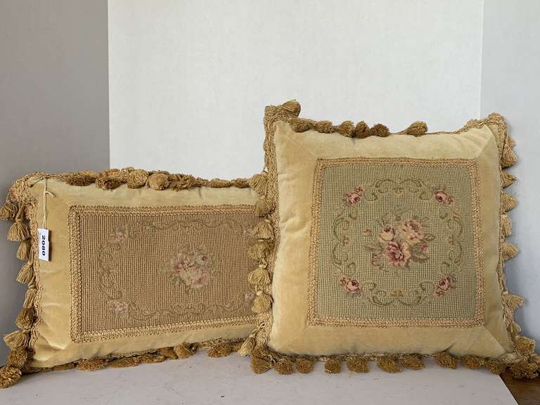 PAIR VINTAGE NEEDLEPOINT THROW PILLOWS WITH FRINGE image