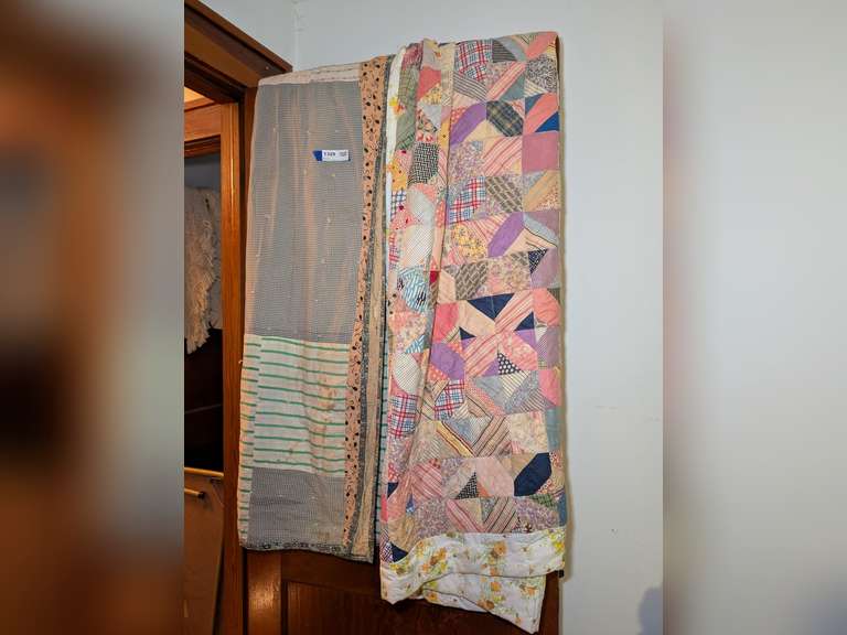 VINTAGE / ANTIQUE QUILTS, TWO PIECES image