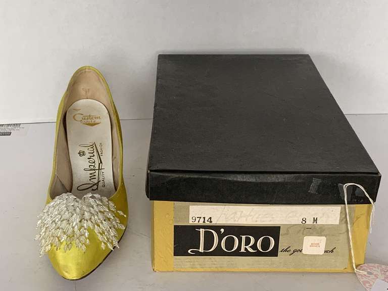 VINTAGE IMPERIAL CHARTREUSE SATIN PUMPS WITH FANCY CLIPS SIZE 7 (GENTLY WORN) image
