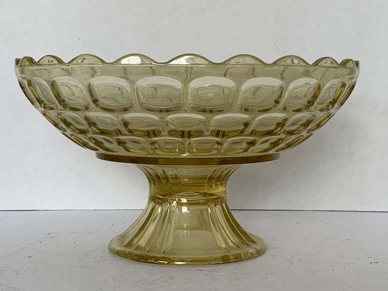 VINTAGE FEDERAL GLASS "COLONIAL" YORKTOWN GOLD GLASS FOOTED BOWL 10" ROUND X 5 3/4" TALL image
