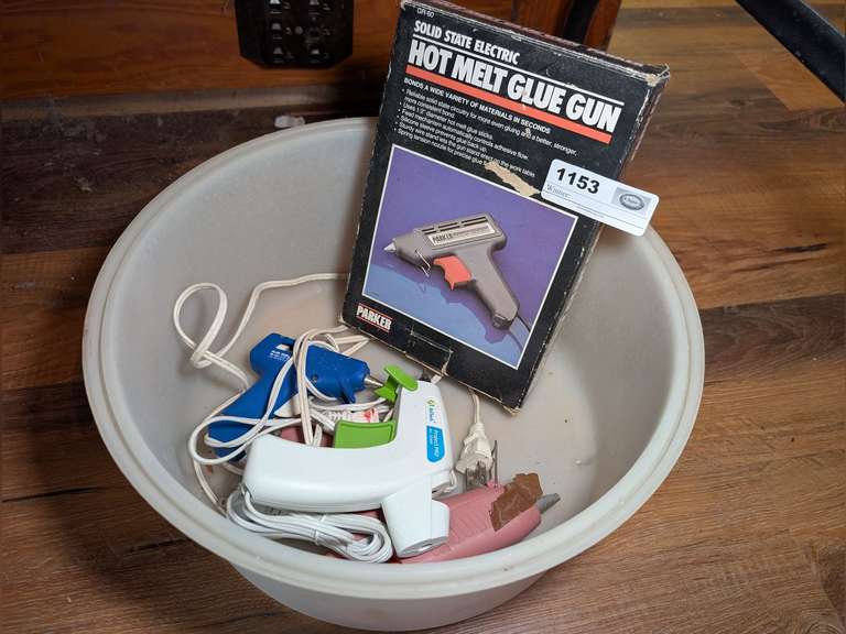 ROUND TUB FILLED WITH GLUE GUNS INCLUDING PARKER HOT MELT GLUE GUN IN ORIGINAL BOX image