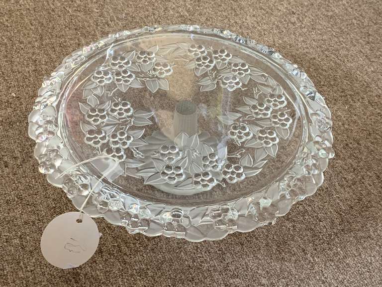 VINTAGE MIKASA CRYSTAL "CARMEN" HEAVY GLASS ROUND CAKE STAND 13 1/2" ROUND image