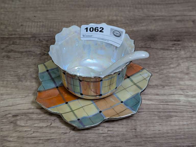 VINTAGE GOLD CASTLE HAND-PAINTED LUSTERWARE CONDIMENT SET image