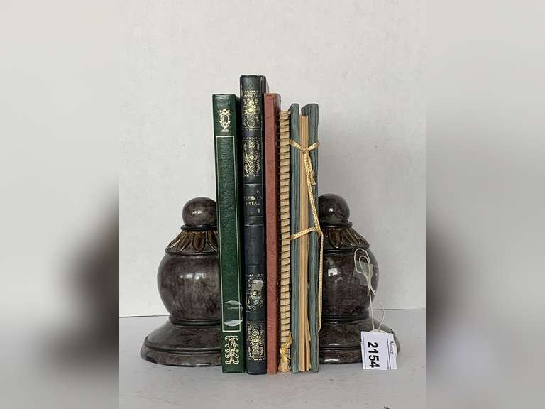 PAIR OF MARBLE LOOK BOOKENDS, 2 DIARY'S, 2 HYMN BOOKS & GUEST LOG BOOK image