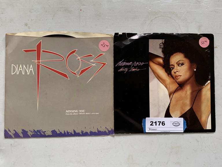 2 VINTAGE DIANA ROSS 45 RECORDS (SEE PICS) image