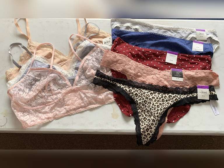 3 NEW 2XL BRAS (NEW WITH TAGS) & 5 NEW 2XL UNDERGARMENTS (NEW WITH TAGS) image