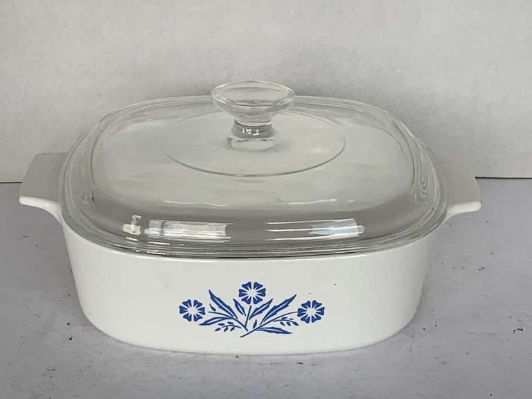 2 LITER VINTAGE "BLUE CORNFLOWER" COVERED CASSEROLE DISH image