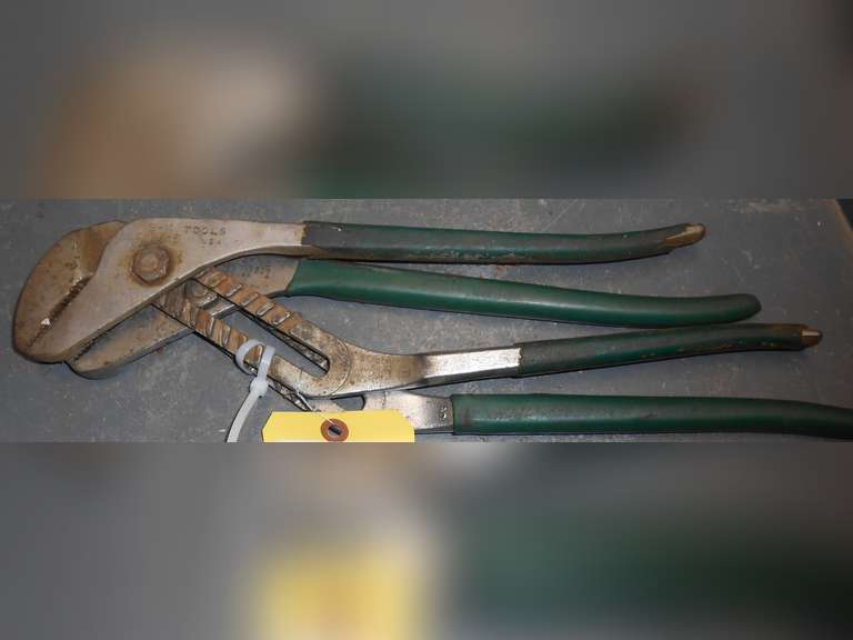 (2) ASSORTED CHANNEL LOCK PLIERS image