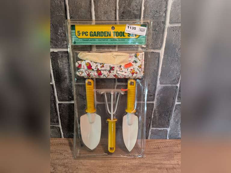 FIVE-PIECE GARDEN TOOL SET IN ORIGINAL PACKAGE image