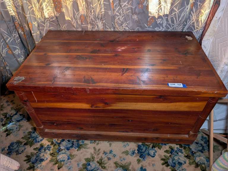LARGE VINTAGE CEDAR CHEST image