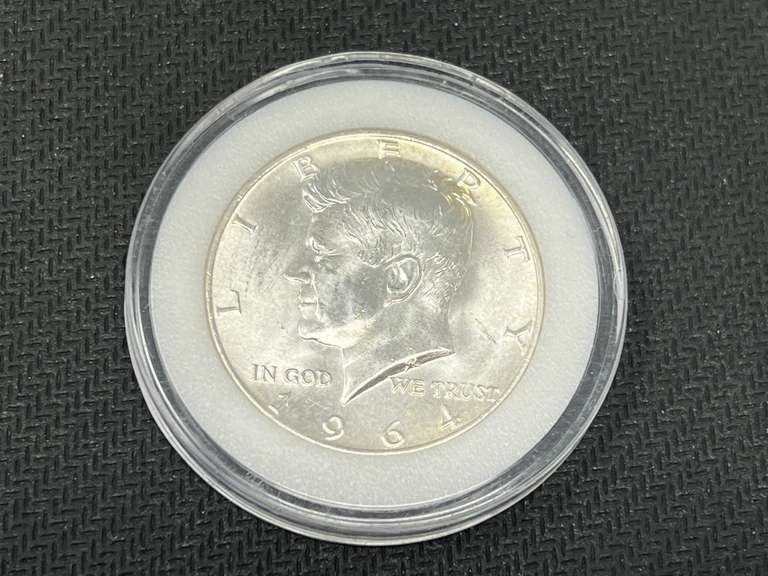 1964 Kennedy half dollar, in protective case, believed to be uncirculated, see pictures for details. image