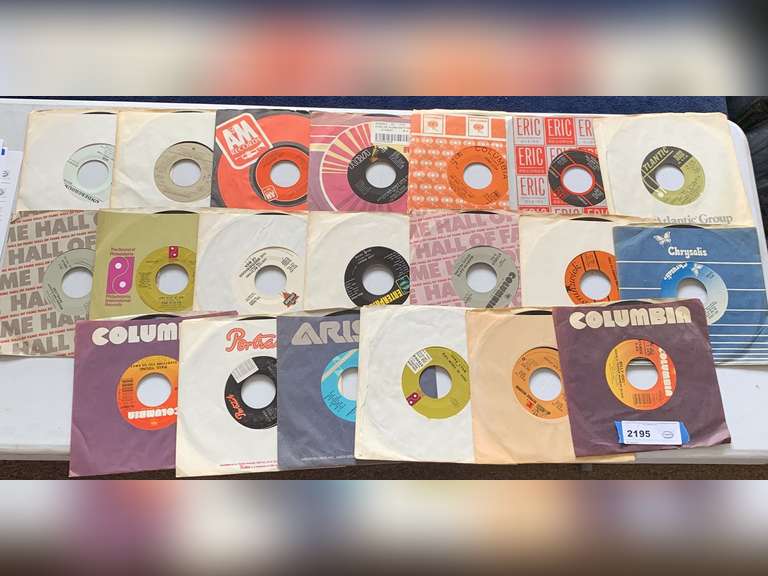 20 VINTAGE 45 RECORDS (SEE PICS) image