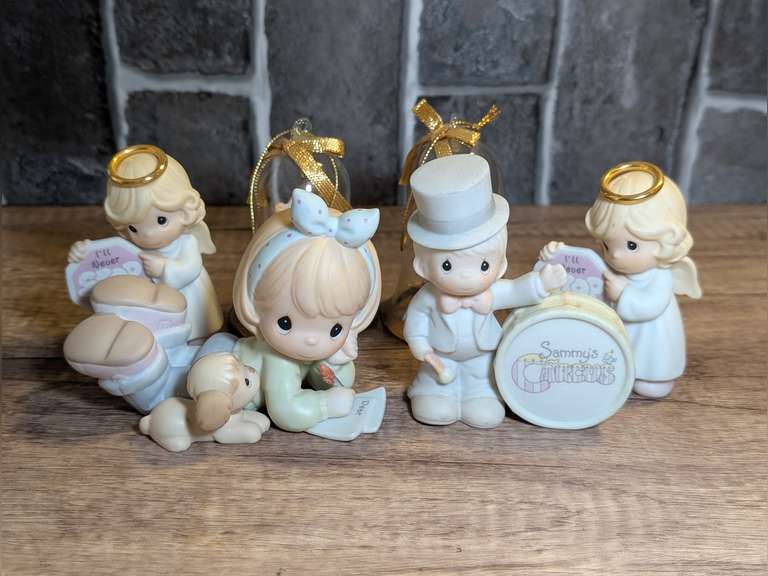 PRECIOUS MOMENTS FIGURINES image
