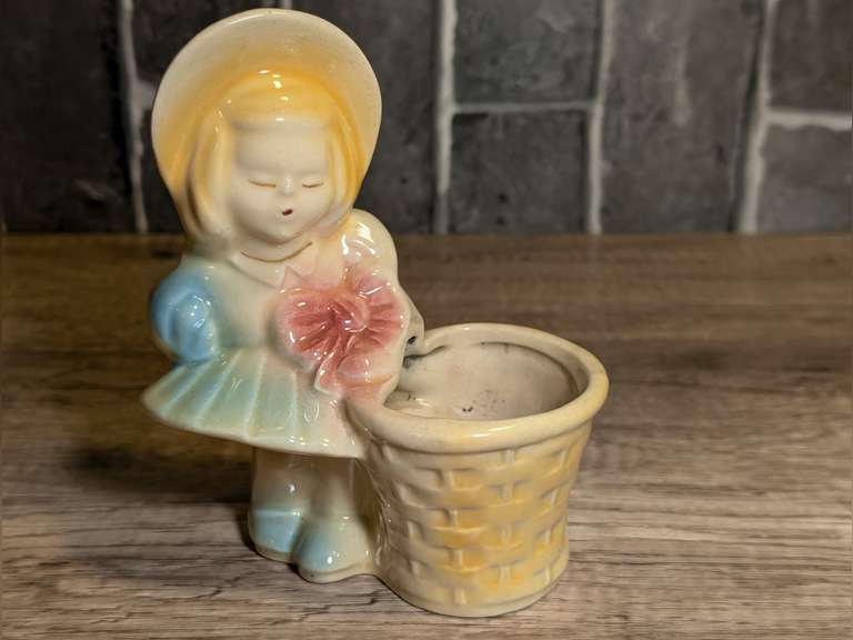 VINTAGE SHAWNEE POTTERY NUMBER 534, PLANTER GIRL image