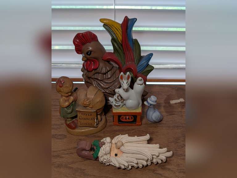 VINTAGE FIGURINES AND SANTA CLAUS REFRIGERATOR MAGNET image