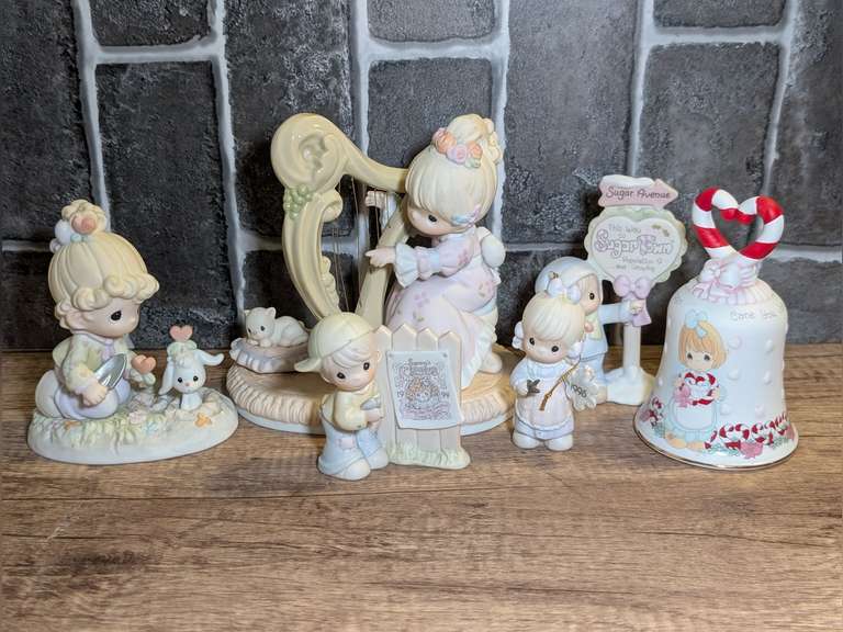 PRECIOUS MOMENTS FIGURINES image