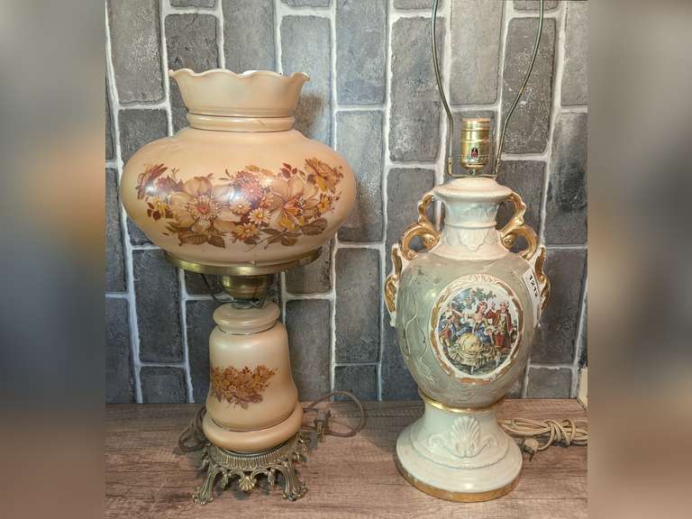 PAIR OF OLD DECORATIVE LAMPS image