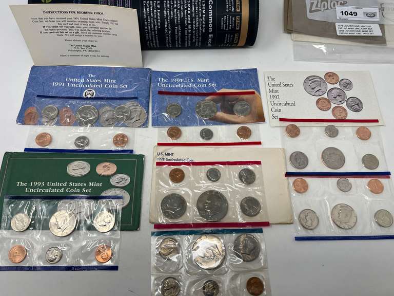 1978, 1991, 1992, and 1993 US mint uncirculated mint sets, see pictures for details. image