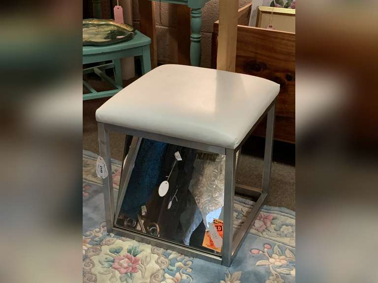 COMMERCIAL SHOE FITTING PADDED WHITE STOOL WITH MIRROR 19" SQUARE X 19" TALL image