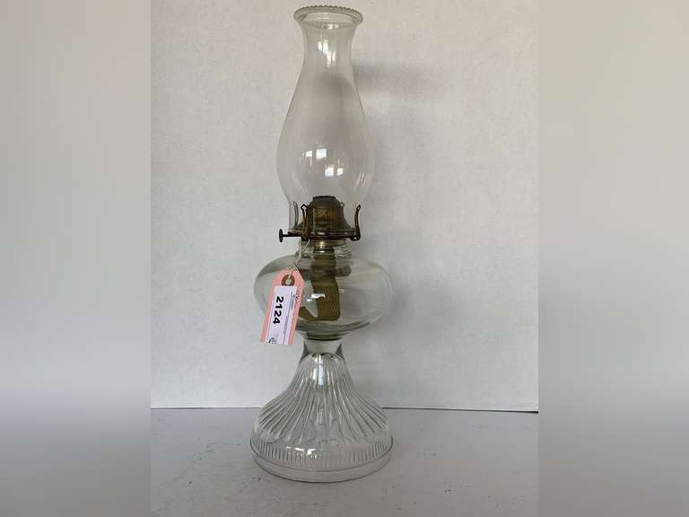 VINTAGE GLASS KEROSENE LAMP 18" TALL image