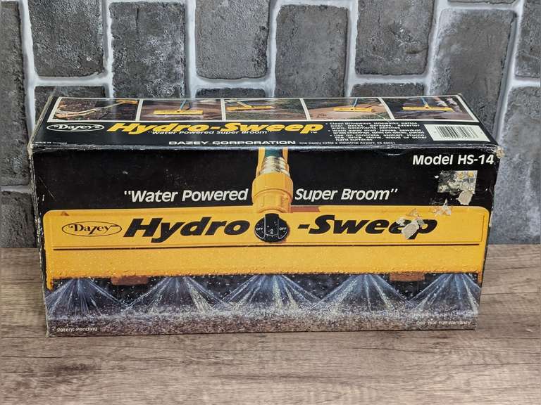 DAZEY HYDRO-SWEEP IN ORIGINAL BOX image