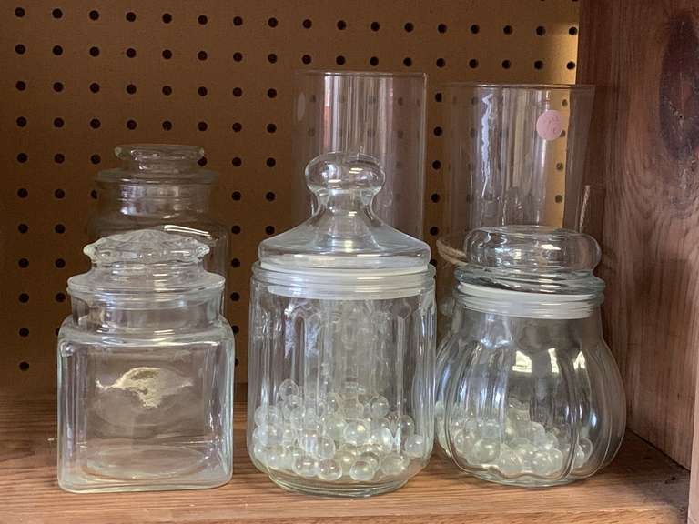 2 GLASS CYLINDER VASES & 4 GLASS LIDDED APOTHECARY JARS image