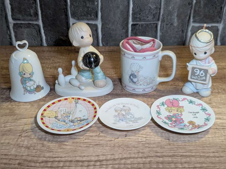PRECIOUS MOMENTS FIGURINES image