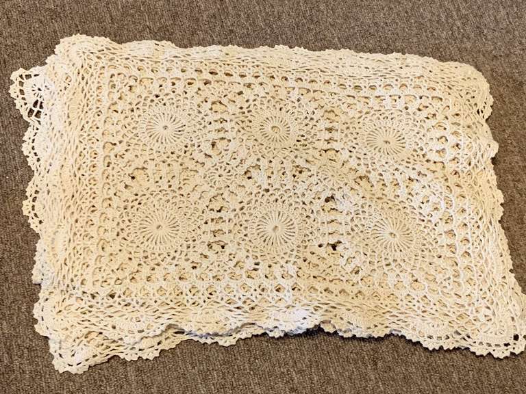 8 HAND CROCHETED ECRU PLACEMATS image
