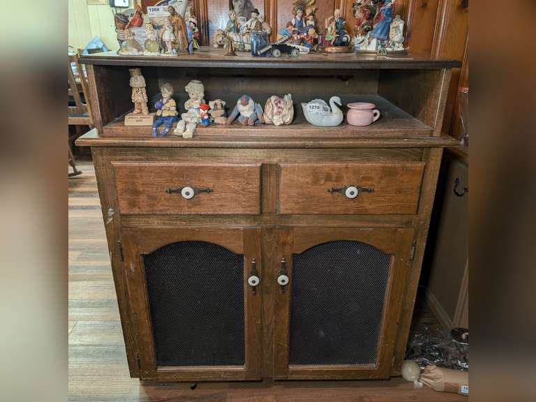 VINTAGE SIDEBOARD CABINET WITH METAL MESH DOOR INSERTS *** SPECIAL PICKUP INSTRUCTIONS *** image