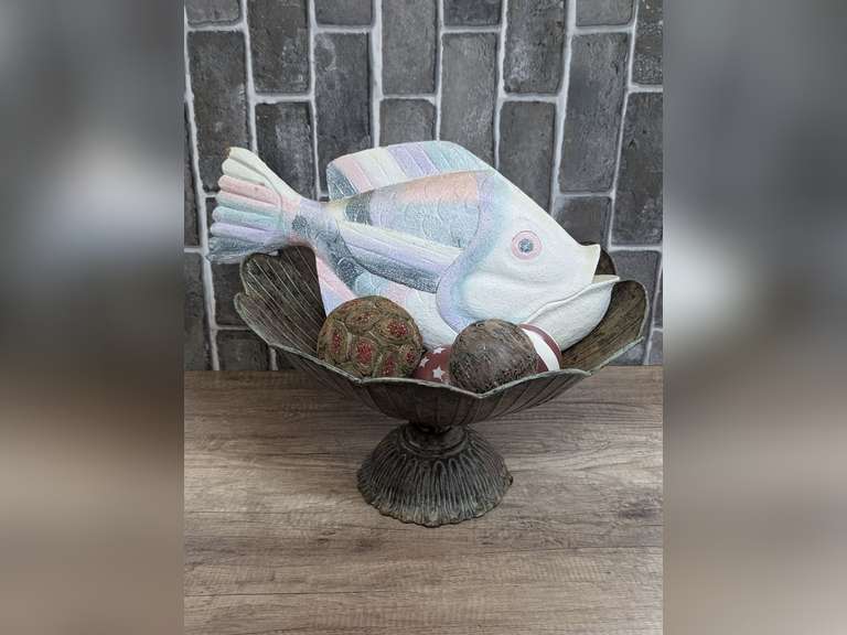 LARGE VINTAGE DECORATIVE METAL COMPOTE STYLE FOOTED FRUIT BOWL WITH DECORATIVE ORBS AND FISH DECOR image