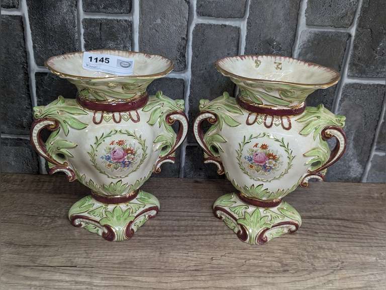 PAIR OF OLD DECORATIVE WEDGWOOD & CO. LTD HAND PAINTED VASES image