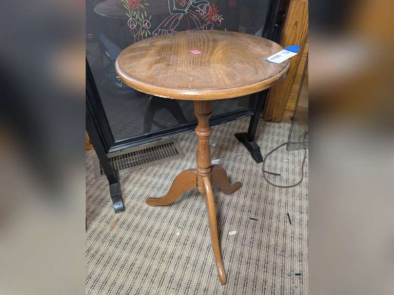 VINTAGE SOLID WOOD FERN STAND image