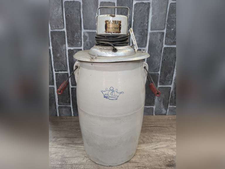 ANTIQUE NUMBER 4 POTTERY CROCK CHURN WITH MID-CENTURY LIBERTY MAID DELUXE ELECTRIC CHURN image