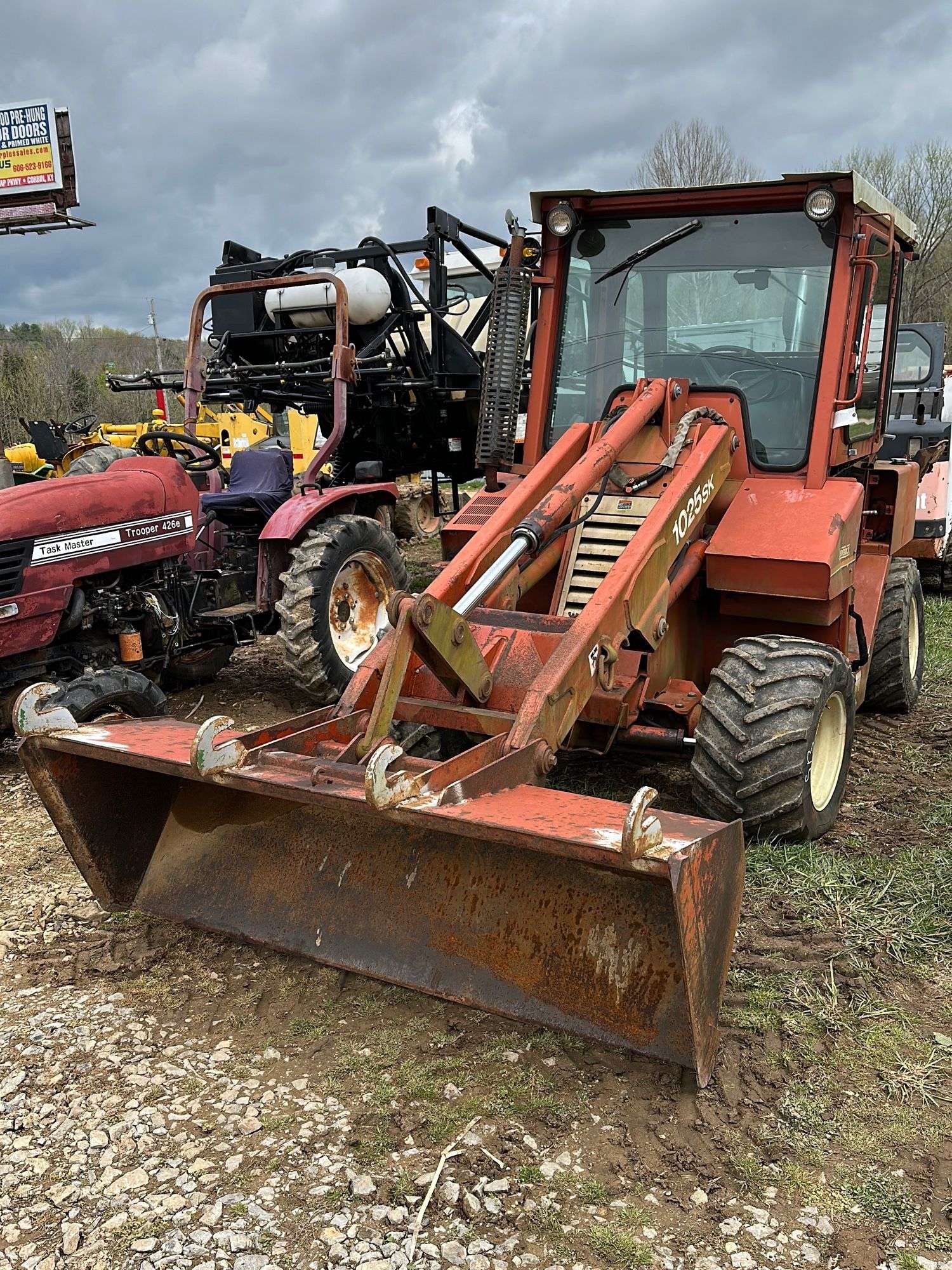 L9- 1986 DITCH WITCH 1025 SK EXTRA - Ford Brothers, Inc.