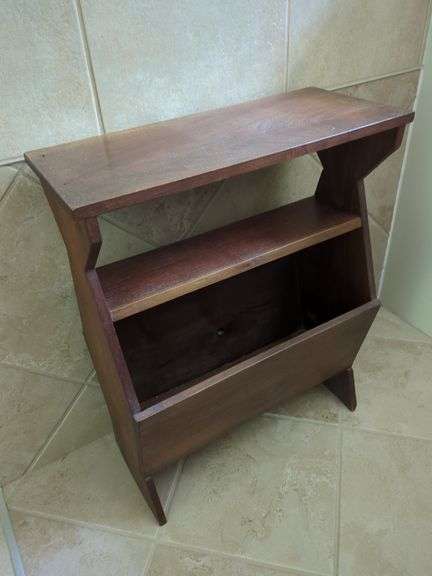 BR4BTH- MAGAZINE RACK