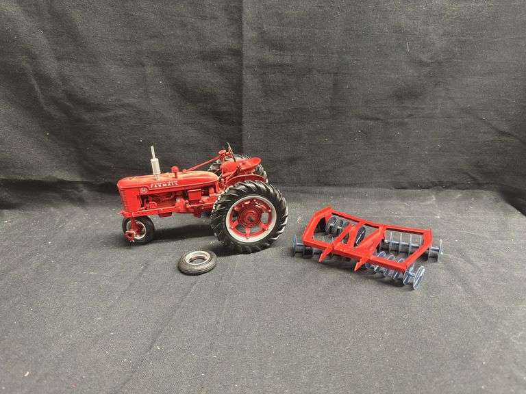 20M- FARMALL H TRACTOR image