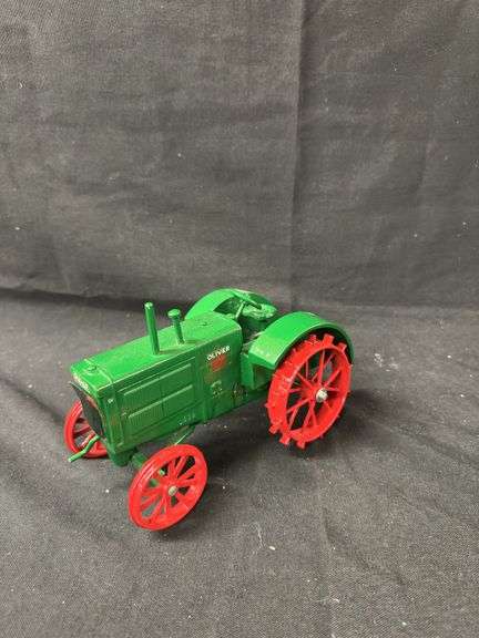 20F- OLIVER 90 TRACTOR image
