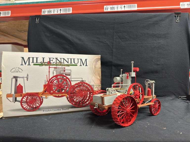 20M- FROELICH GASOLINE TRACTOR image