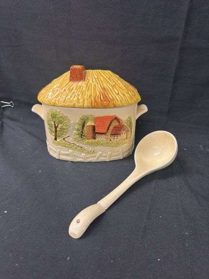 20M- SOUP TUREEN image