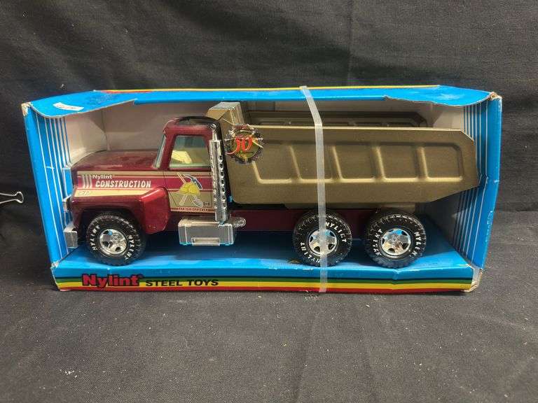 20M- NYLINT DUMP TRUCK image