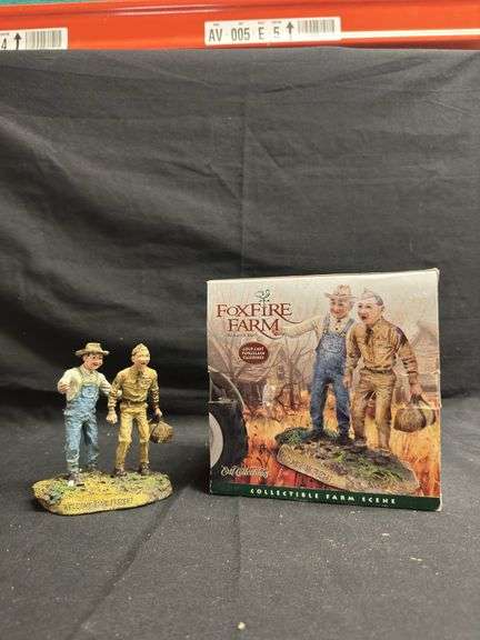 20M- FOX FIRE FARM FIGURINE image