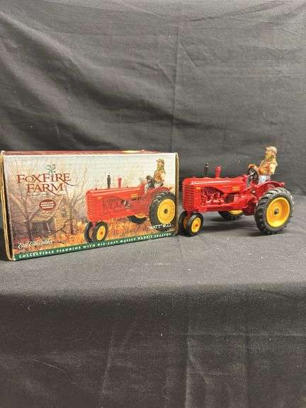 20M- FOX FIRE FARM FIGURINE image