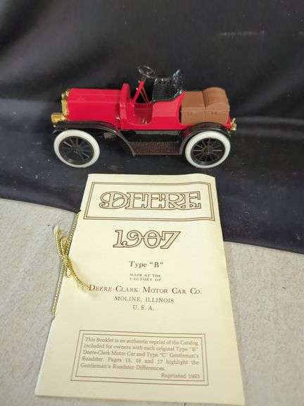 19T- RED JOHN DEERE 1907 ROADSTER image