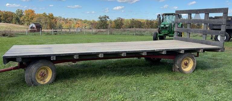 Farm Flatbed Hay Wagon image