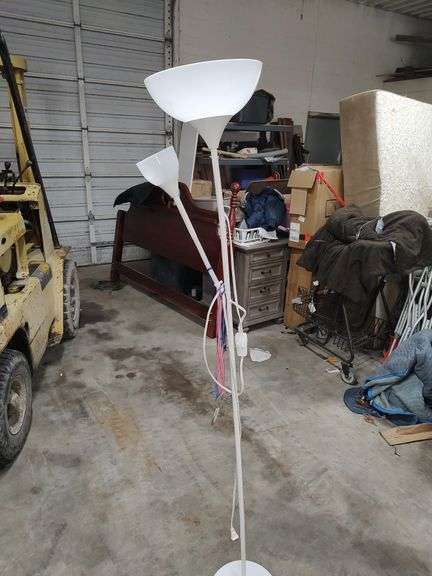 FLOOR LAMP image