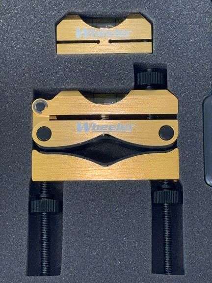 Wheeler Professional Reticle Leveling System image